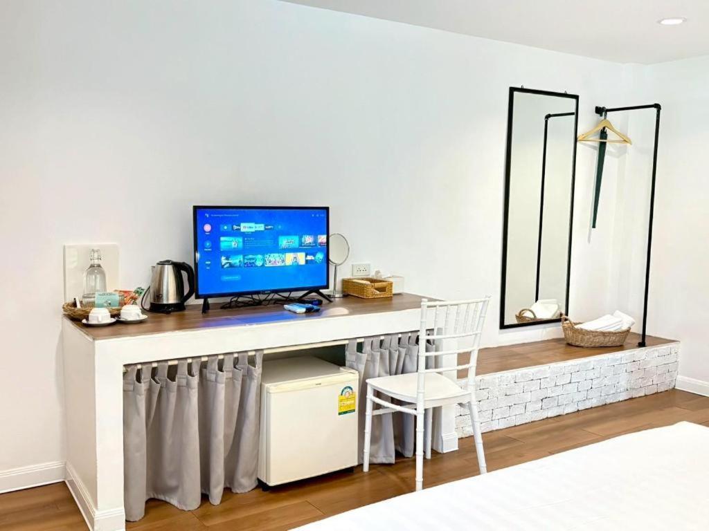 Charisma Resort Suan Phueng Exterior foto