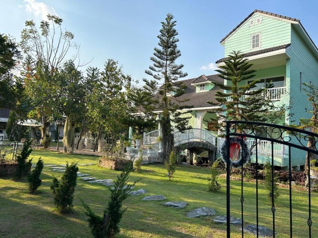Charisma Resort Suan Phueng Exterior foto